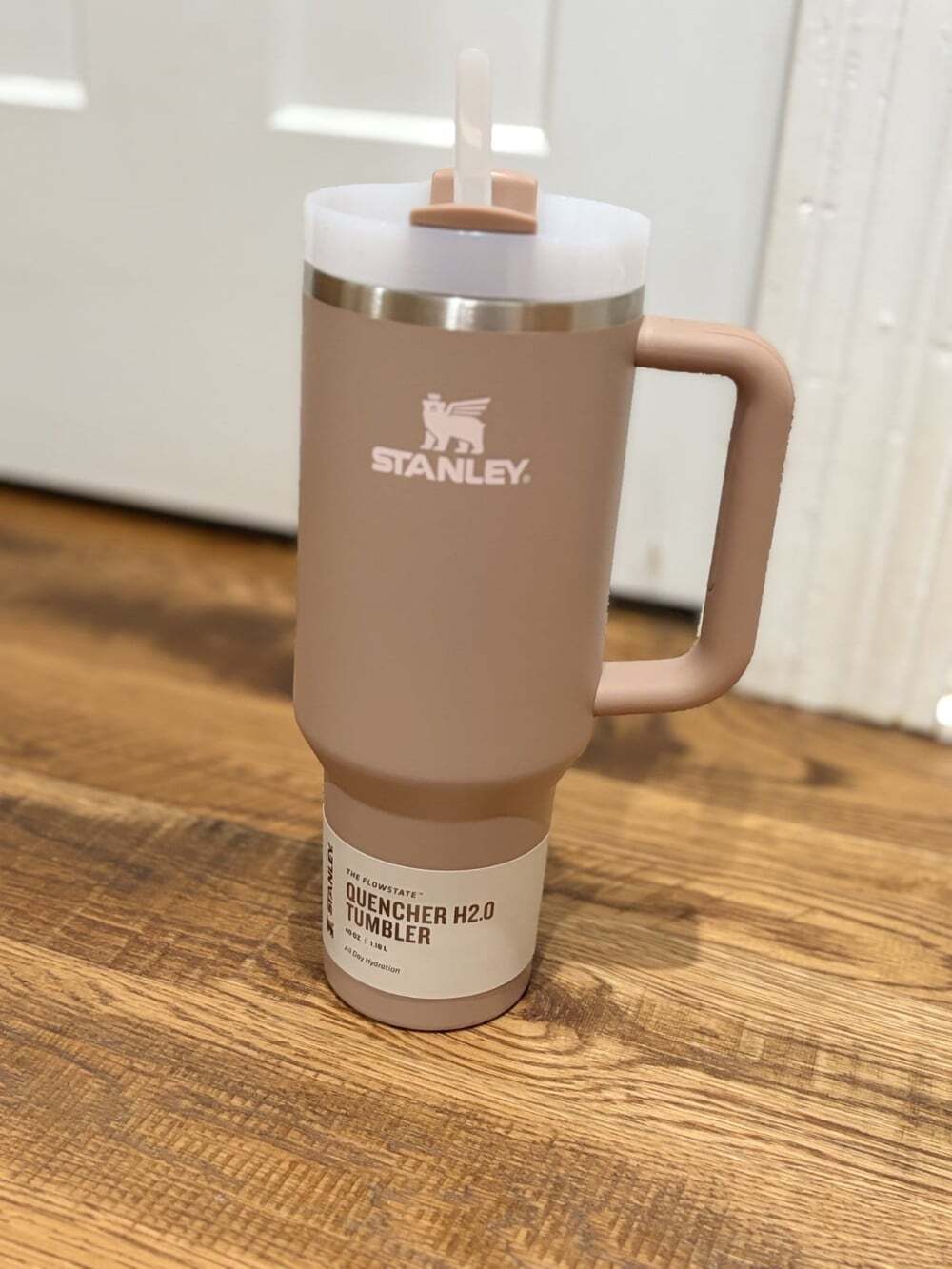 Stanley Quencher H2.0 FlowState 40 oz Almond Rose Tumbler NEW